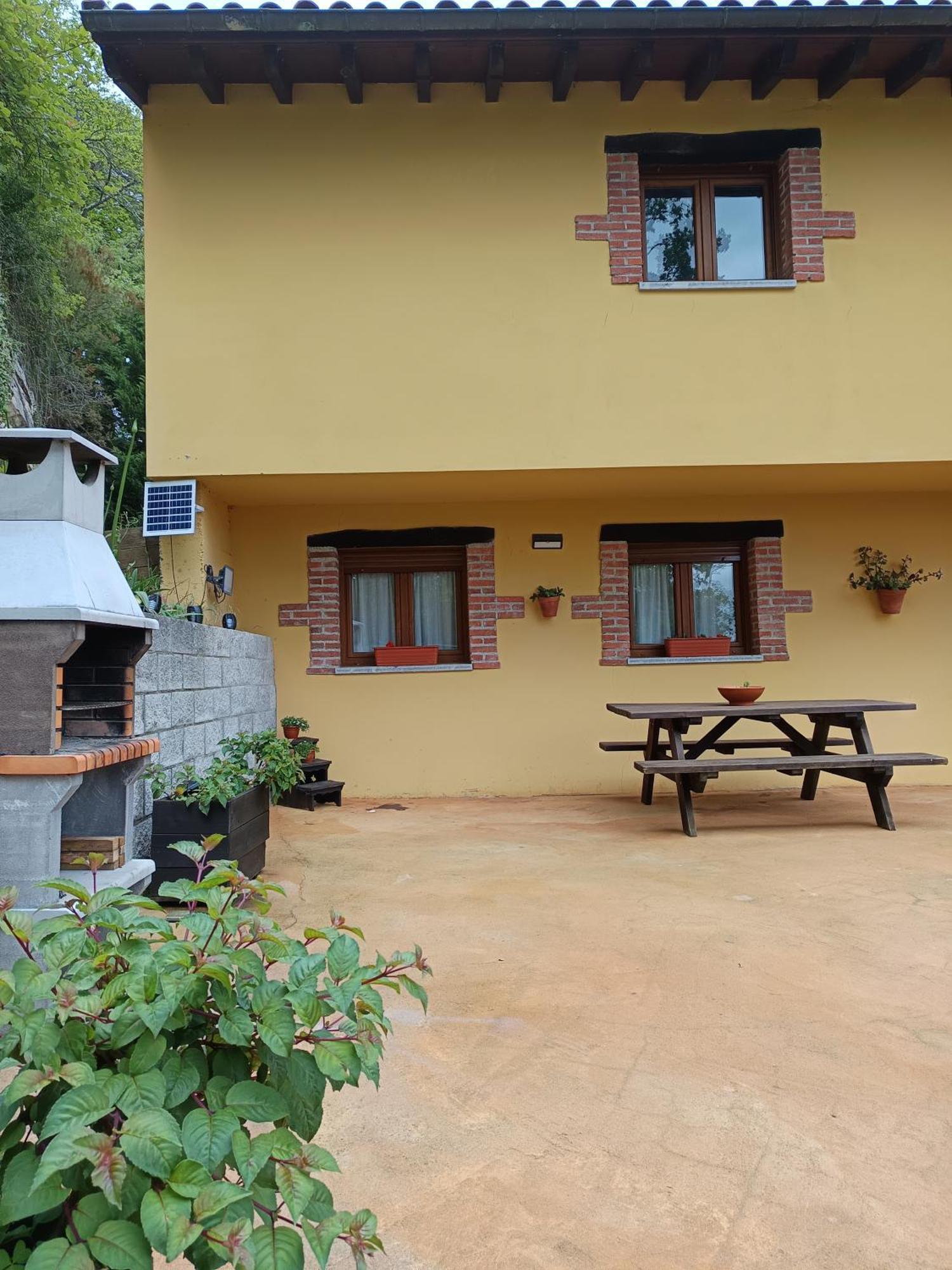 Appartamento Carroceu Rural Onís Esterno foto
